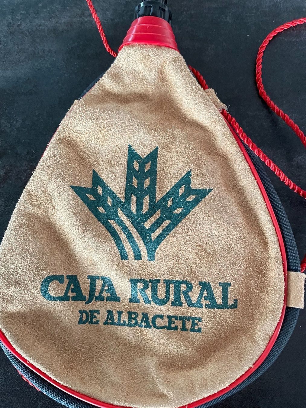 Borracce & Thermos: Gourde en Cuir Albacete Espagne – Nuovo (secondo la descrizione) da Vallamand venduto da Bricbracbroc82 1