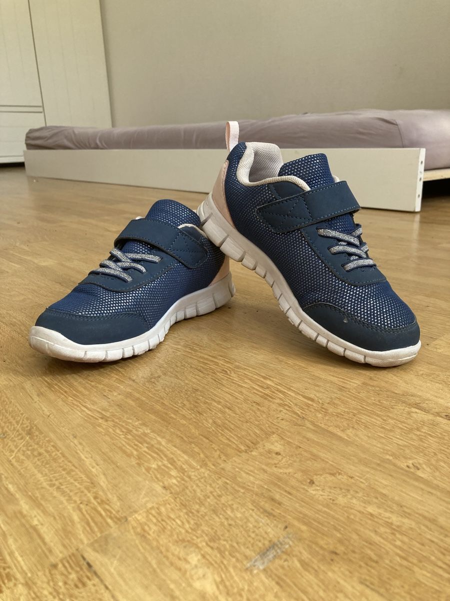 Scarpe per ragazze: Turnschuhe Vty Grösse 31 – Usato da Zürich venduto da Retrogirl 1