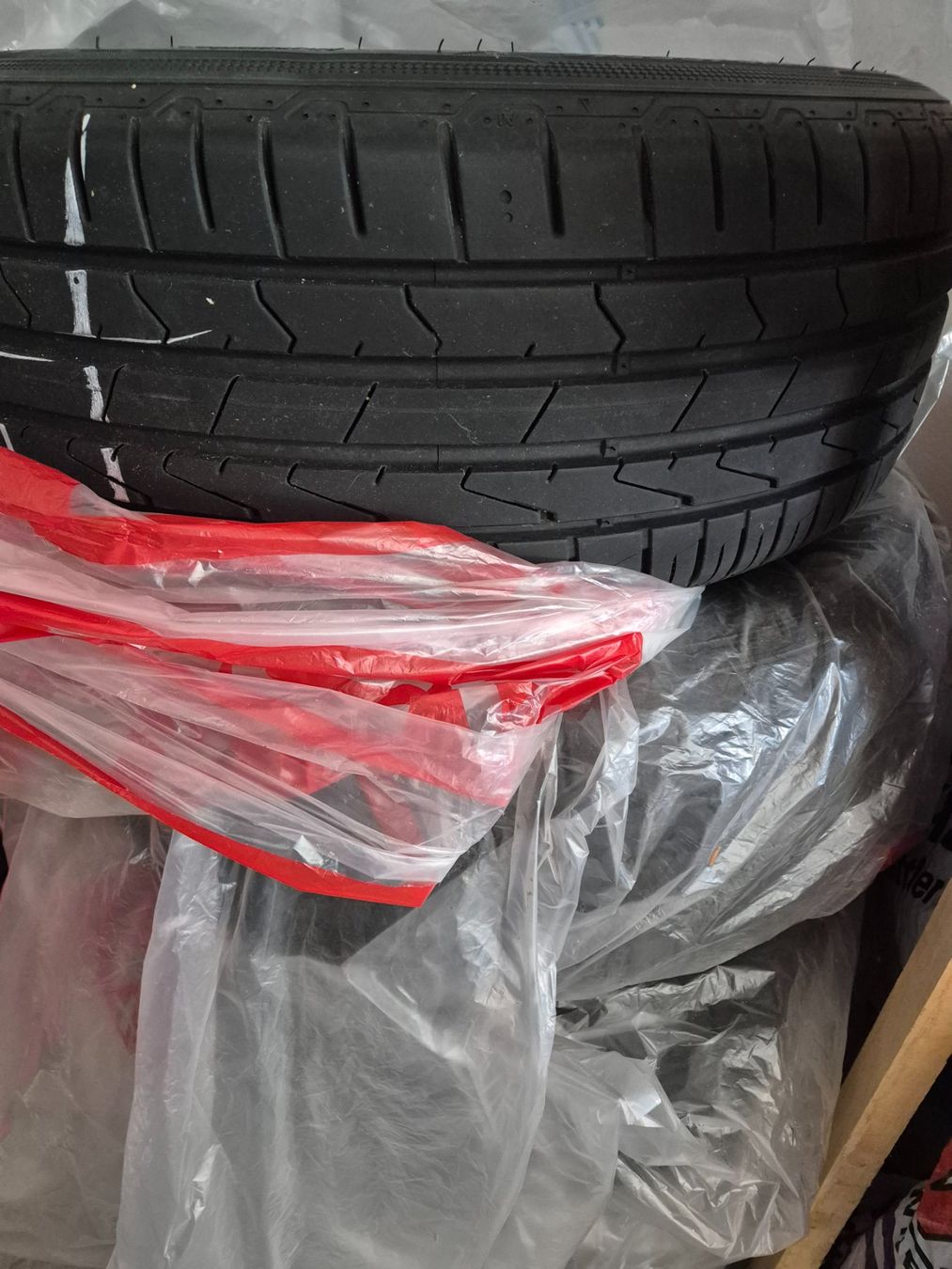 Hankook Pneumatici & Ruote complete: Komplett Räder – Usato da Engelburg venduto da puschel505 1