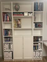 IKEA Billy weiss mit Türen und Fächern guter Zustand