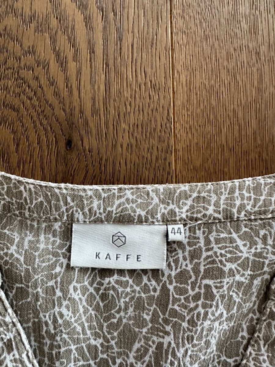 Camicette: Kaffe Bluse, Herbst Look, Grösse 44, Top Zustand! – Usato da Emmen venduto da moodle13 1