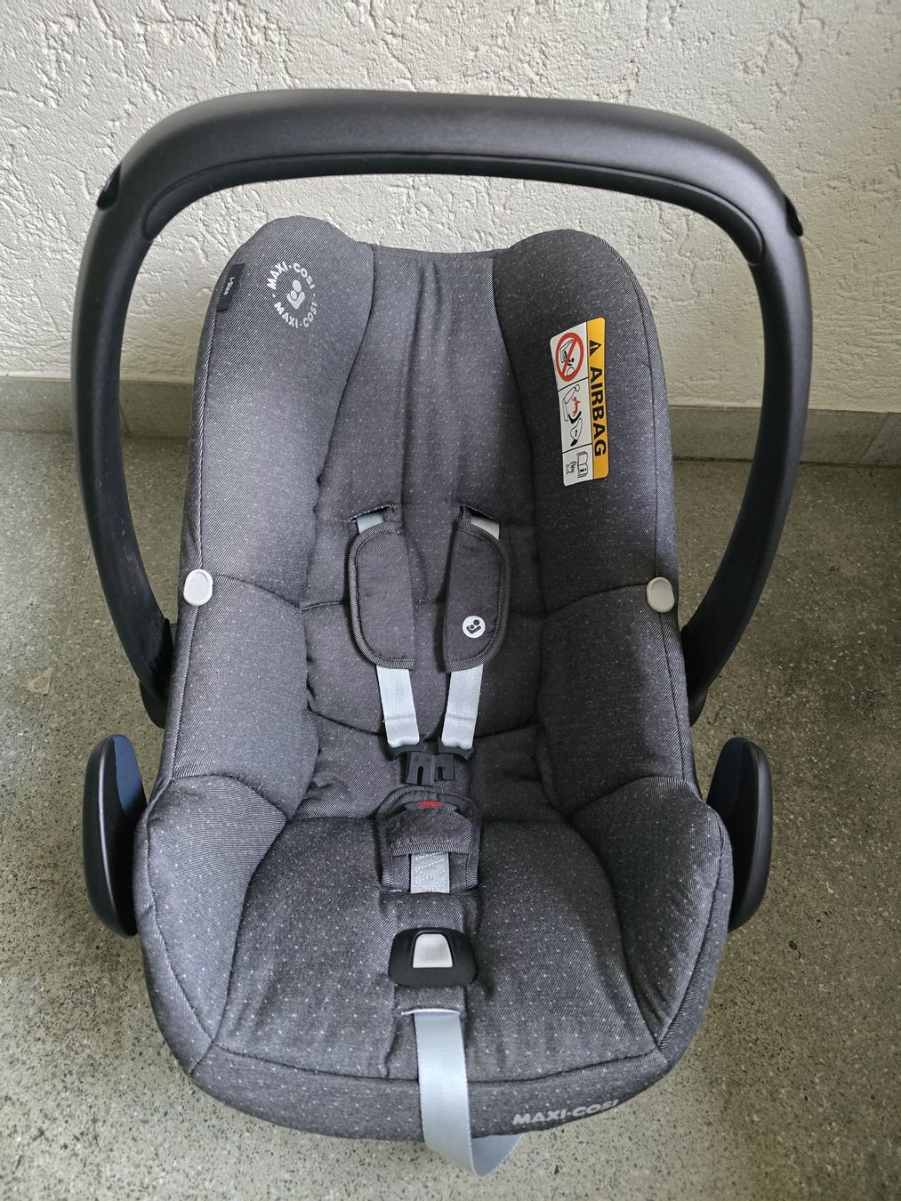 Maxi-Cosi Seggiolini per auto: Maxi-Cosi Babyschale Pebble Plus, Grau, Neu! – Nuovo (secondo la descrizione) da Zürich venduto da jan_7gjz 1
