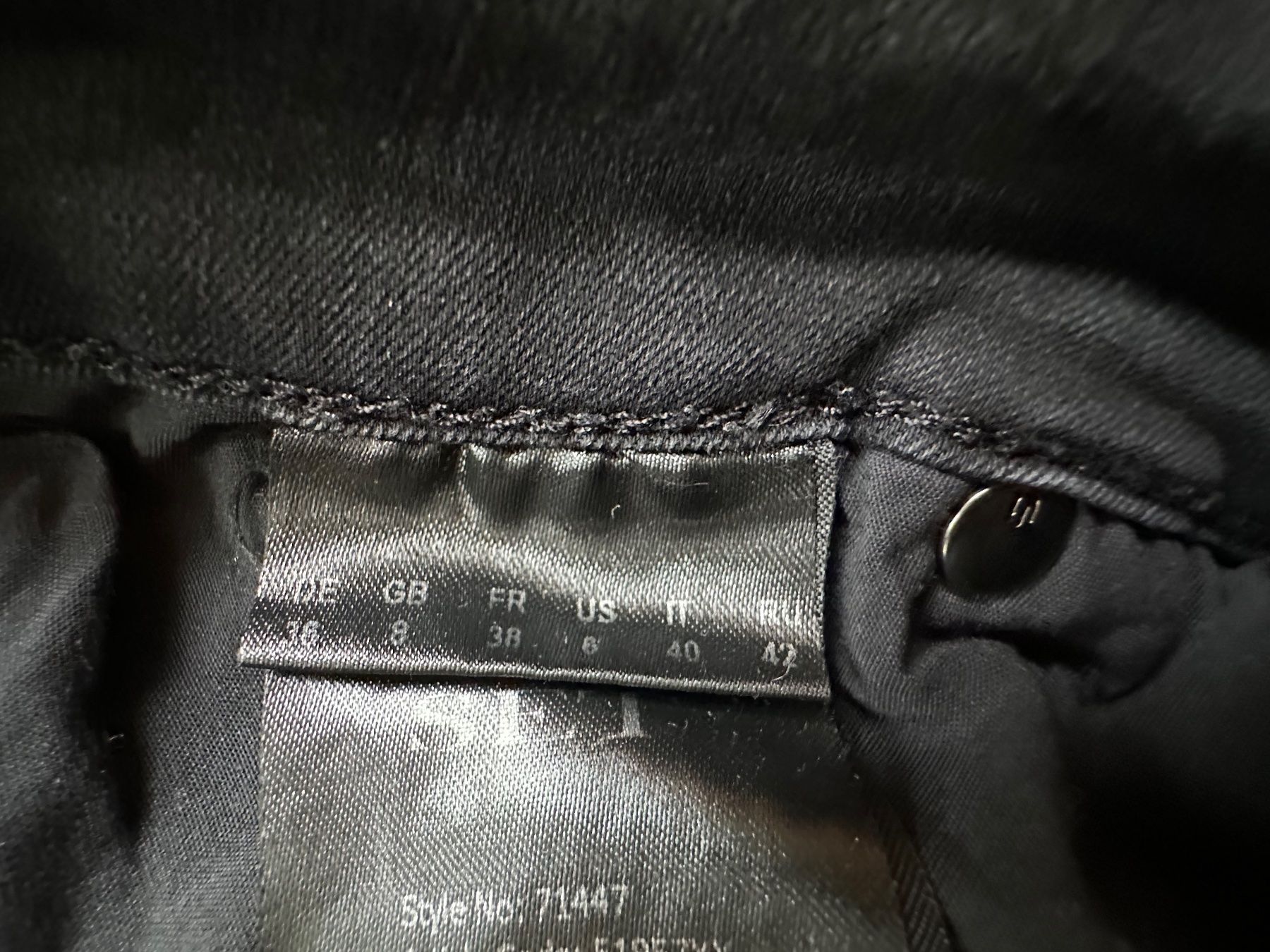 Pantaloni: Schwarzgraue Jeans von Set Gr. 36 – Usato da Zürich venduto da MakasoZH 3