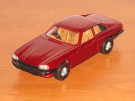 Corgi  JAGUAR XJS 1/36
