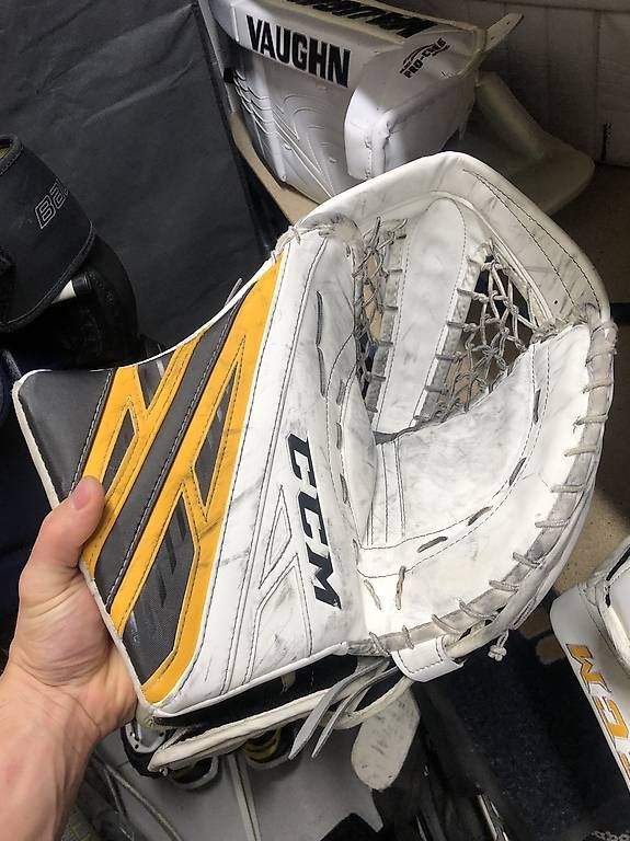 Ccm Guanti & manicotti: CCM Eflex 4 Custom Fängerset Goalie – Usato da Steinhausen venduto da HockeyStickGear