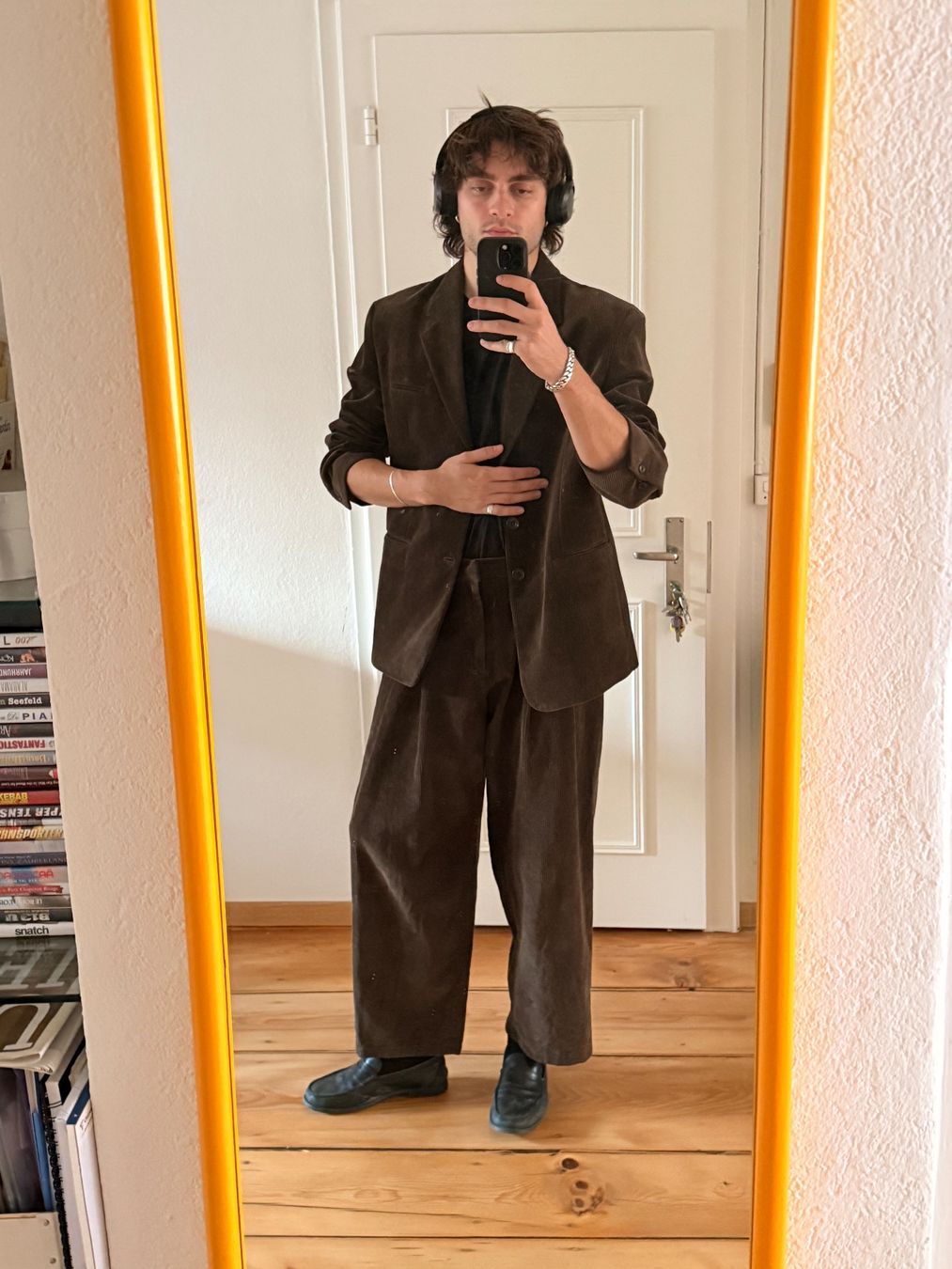 Completi: Brauner Cord Blazer passend zur Hose – Usato da Zürich venduto da Basilou98