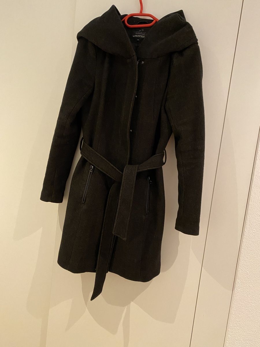 Only Cappotti: Mantel olive grün M – Usato da Dachsen venduto da Jay_3