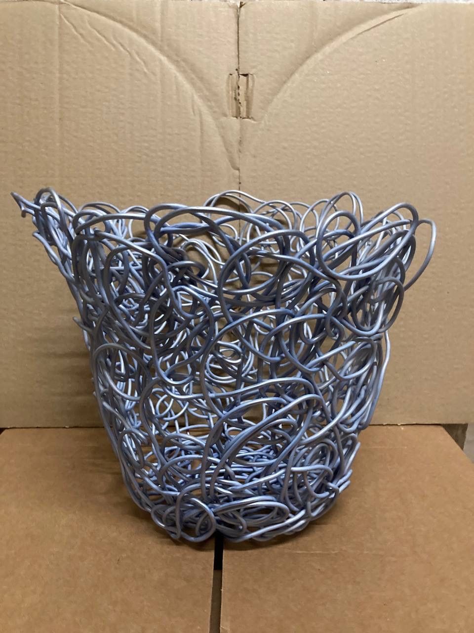 Alessi Schalen: Alessi Obstschale Obst Schale Eisblau – Gebraucht aus Frick von Freiwillig39 1