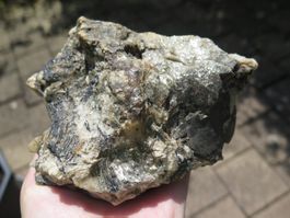 Turmalin, Hämatit, Biotit Stufe von Osttirol ca. 781 gr.