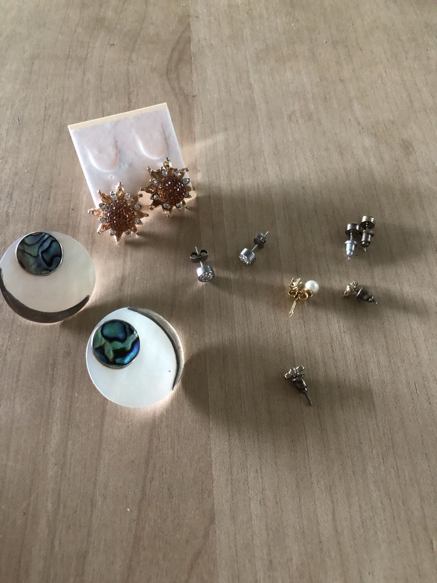 Autres bijoux: Konvolut Ohrstecker  – D'occasion à Burgdorf par elatria