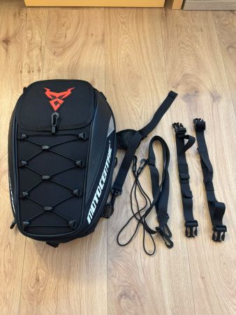 Moto Centric Motorrad Rucksack 30L – Motorradrucksack