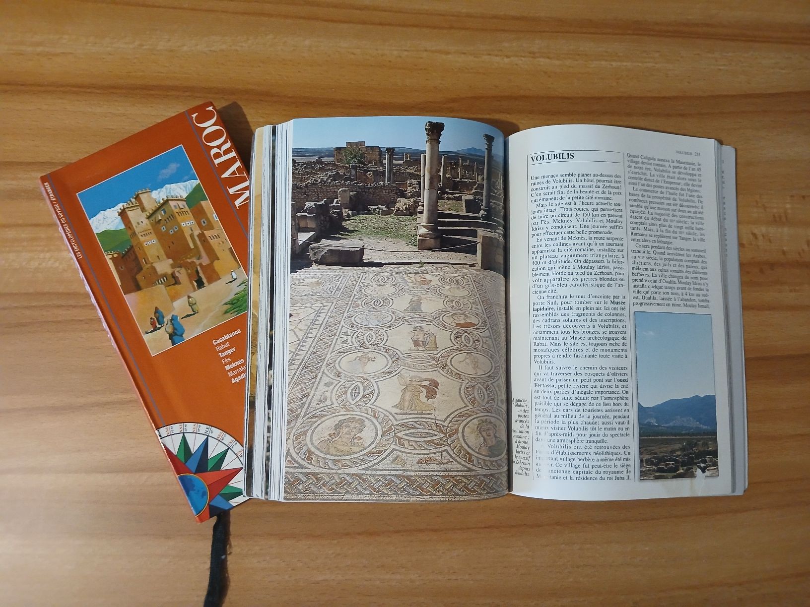 Libri: 2 guides du Maroc – Usato da Le Sentier venduto da arc_2thy 7