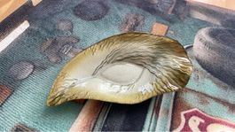 Dekorative Blattform Schale, Keramik, goldfarben, neuwertig