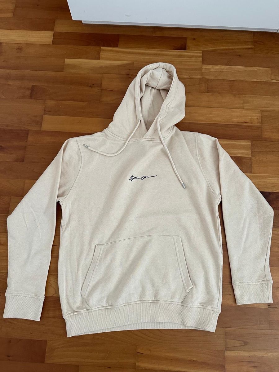 Pulls & Sweat-shirts: beiger Kapuzenpullover – D'occasion à Romanshorn par ila_2nzf
