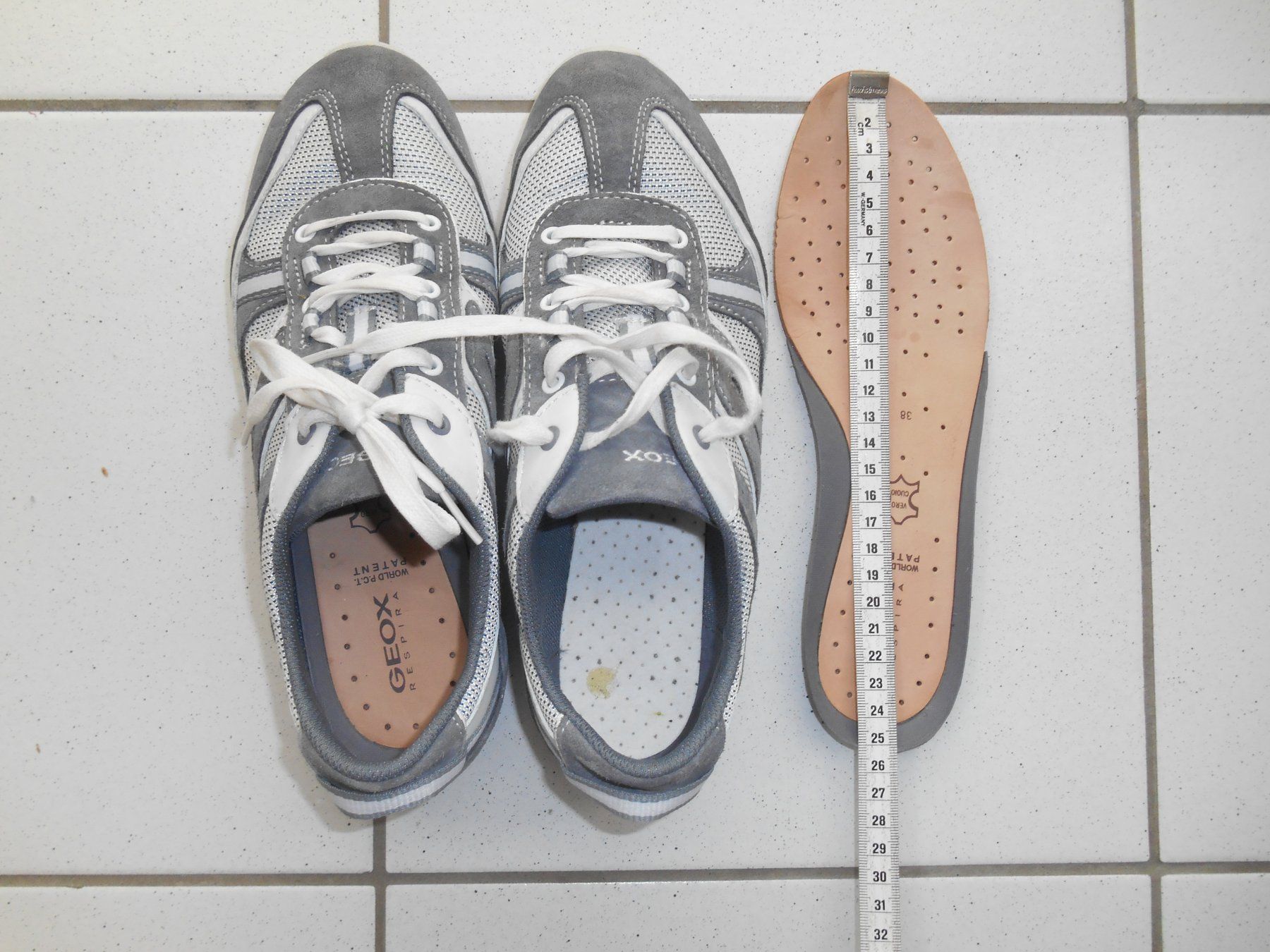 Geox Scarpe da donna: Geox Freizeitschuh/Sneaker Grösse 38 – Usato da Basel venduto da chien008 4