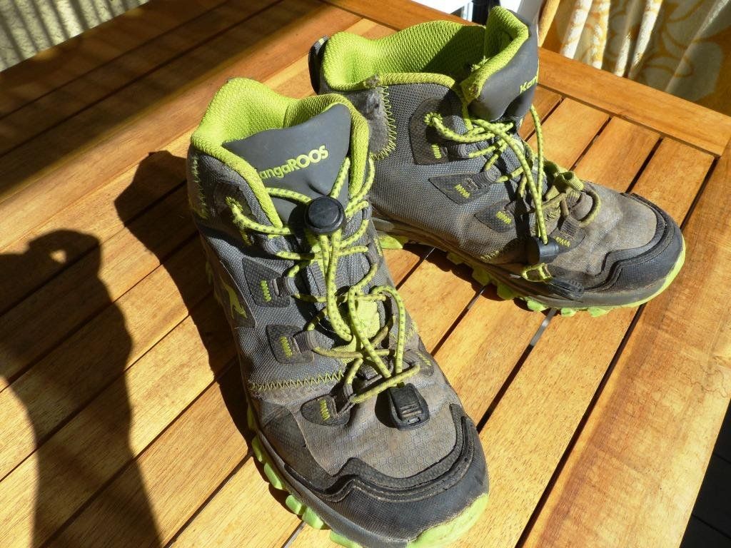 Scarpe per ragazzi: KangaROOS Wanderschuhe Gr. 34 Trekkingschuh – Usato da Jona venduto da Cinnestig