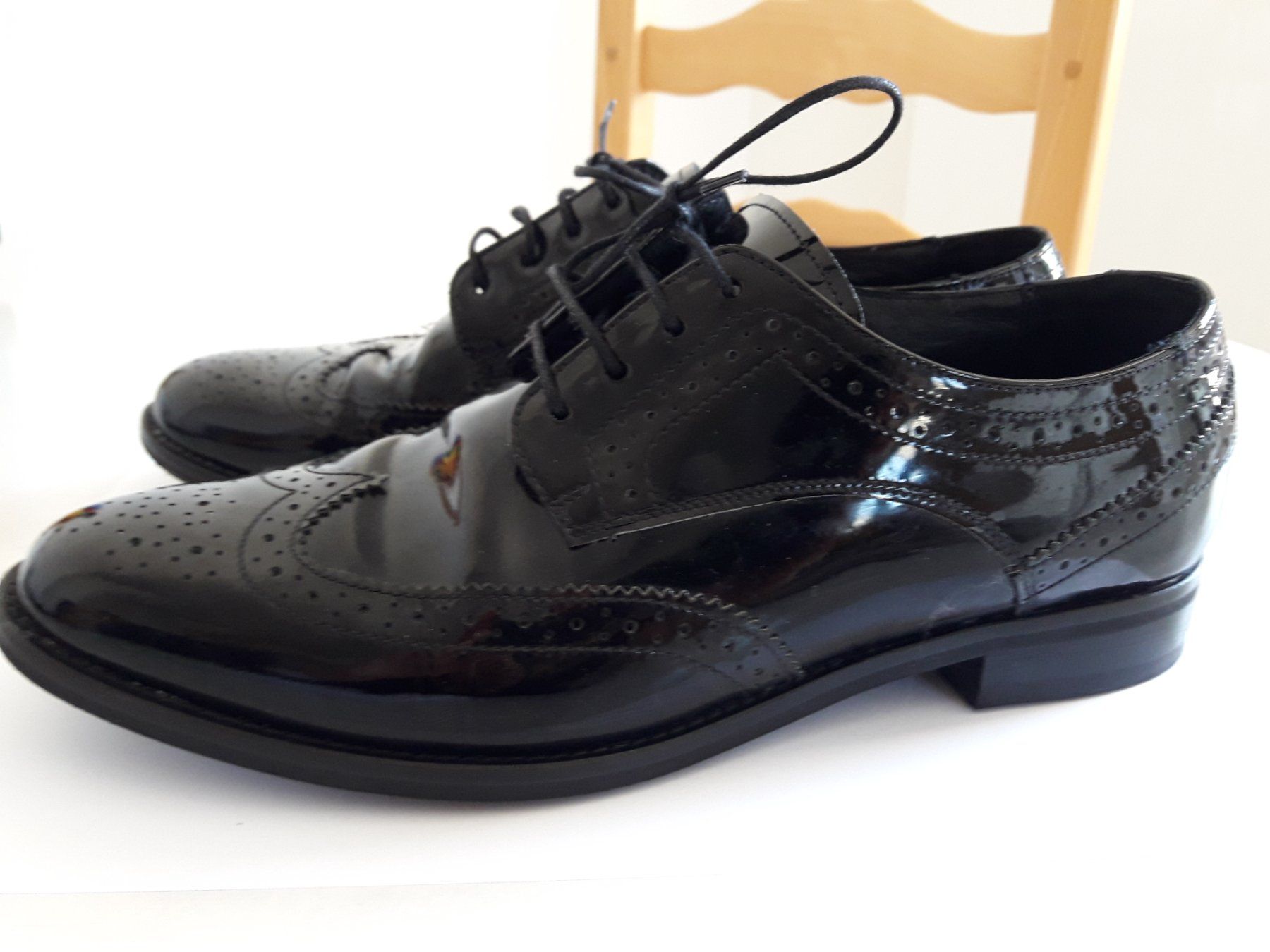 Scarpe da donna: Derbies Minelli noires vernies Taille 40 – Usato da Grandvaux venduto da Callisto01 1