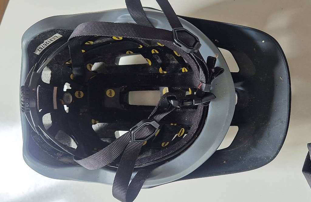 Caschi: MTB MIPS Helm Lazer Grösse M – Usato da Zürich venduto da Libsy12 1