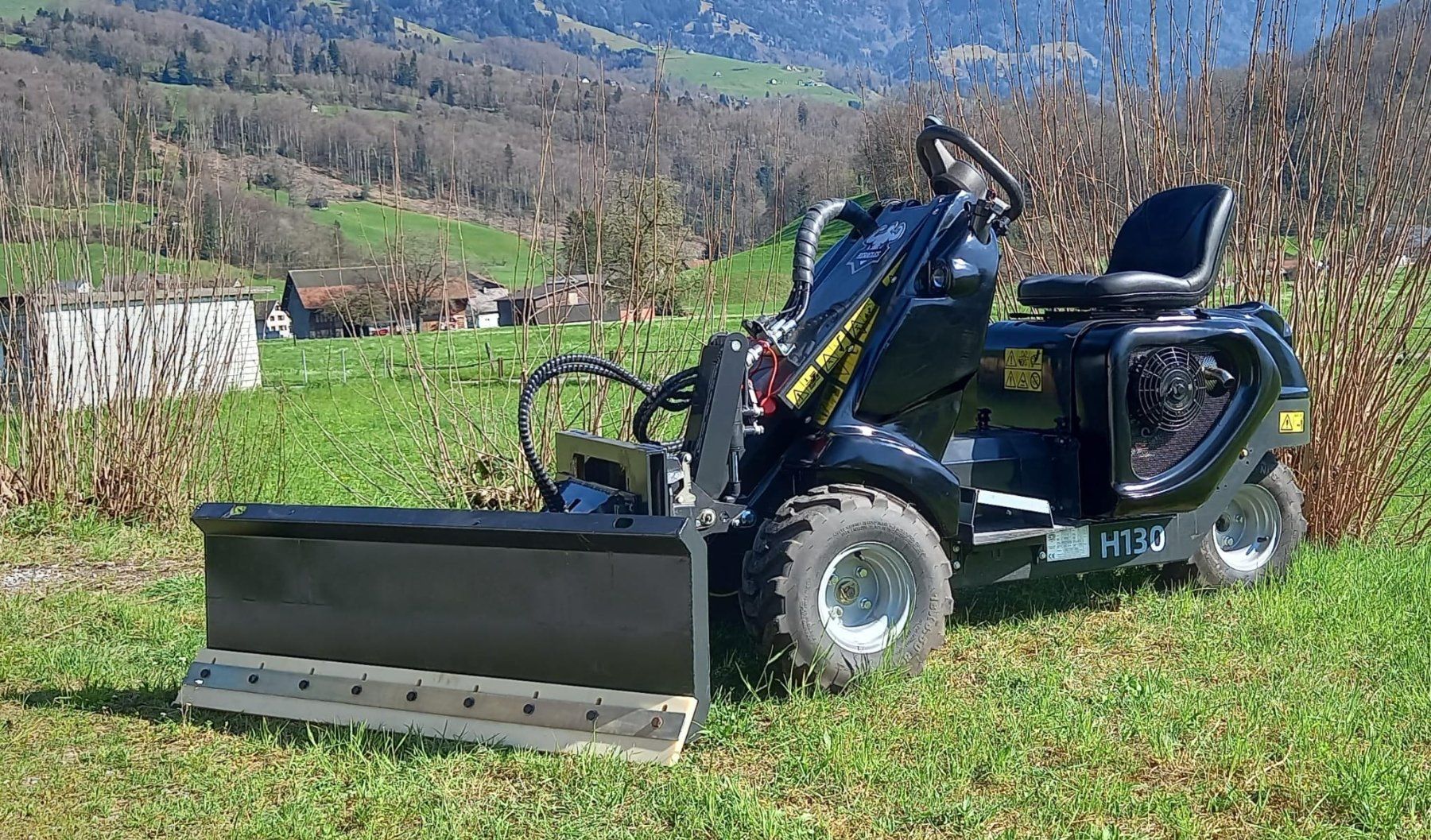 Selle & Accessori: Ich bin auch ein Pferd  Heracles H130 Schneeschild – Nuovo e nell'imballaggio originale da Kaltbrunn venduto da Lasko77 1