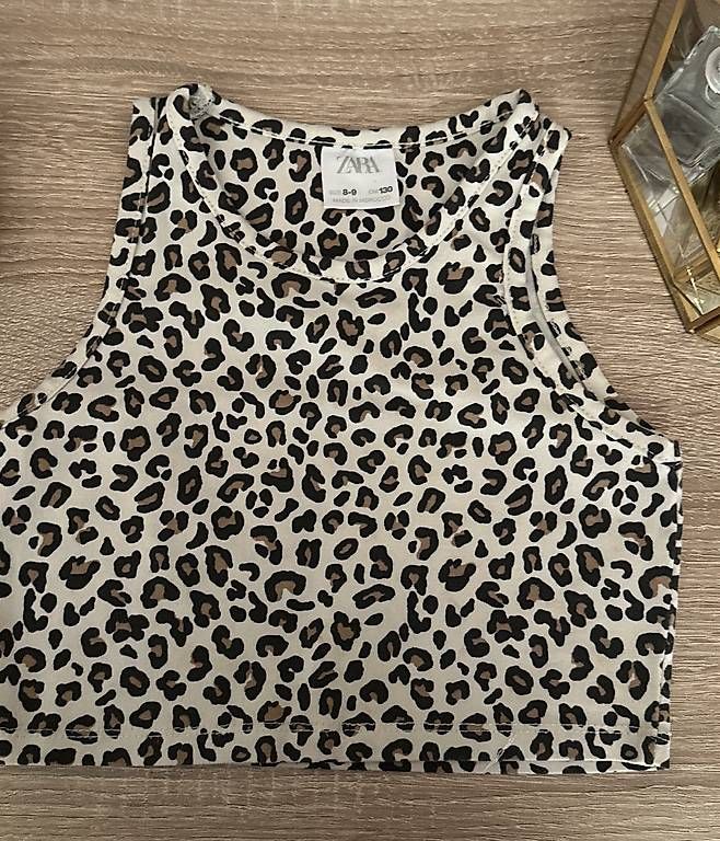 Top: Top Zara 8/9 ans  – Usato da Renens VD venduto da mary184
