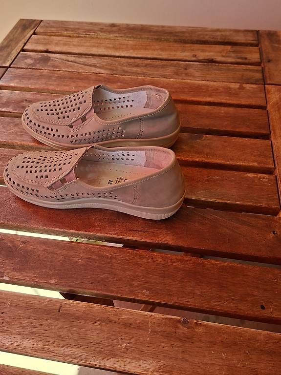 Scarpe da donna:  Bequeme Schuhe  – Usato da Zürich venduto da lal_5rp2