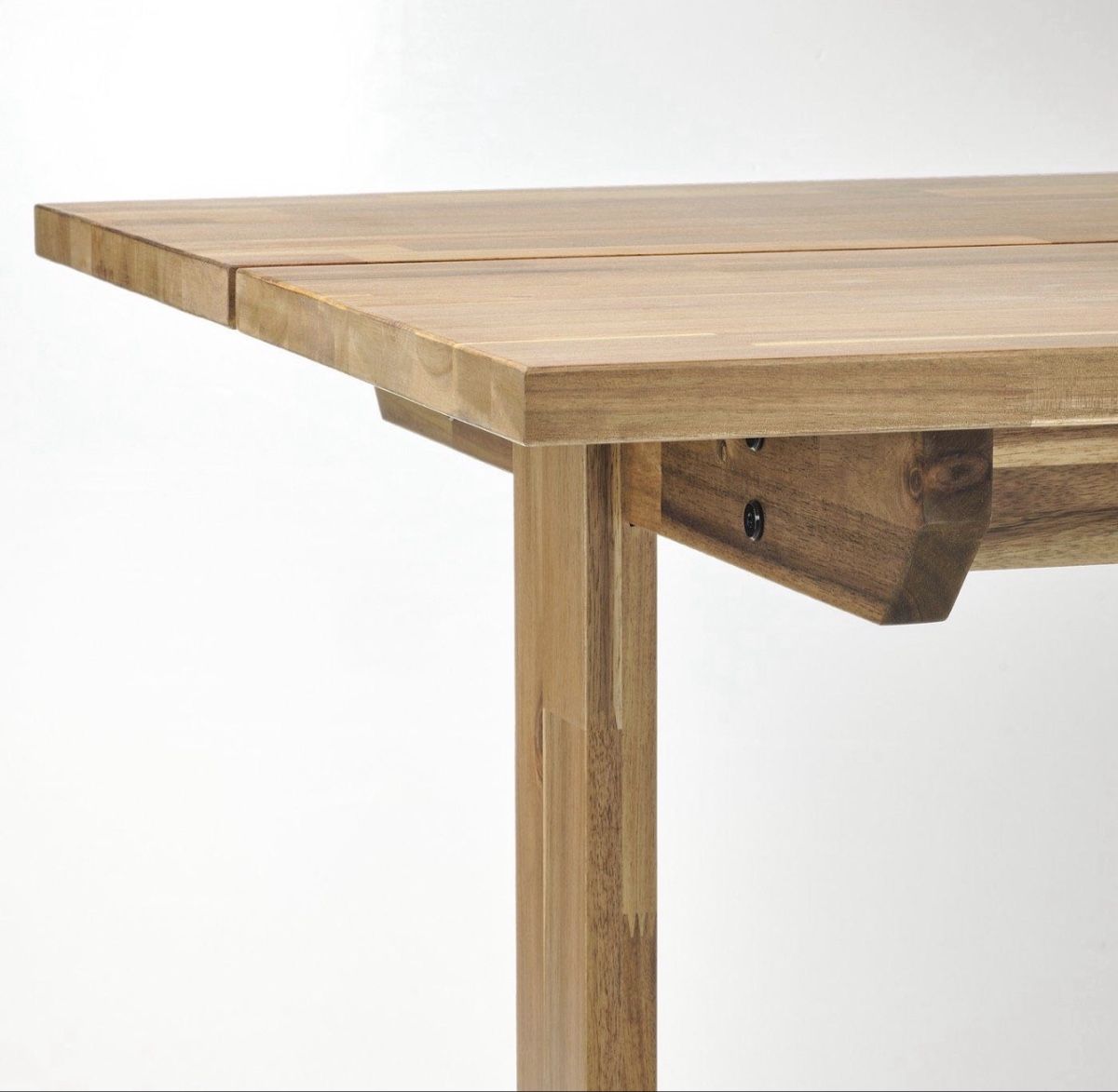Tavoli: IKEA NACKANÄS dining table – 180 cm – Usato da Aarburg venduto da roc_9n2c 1