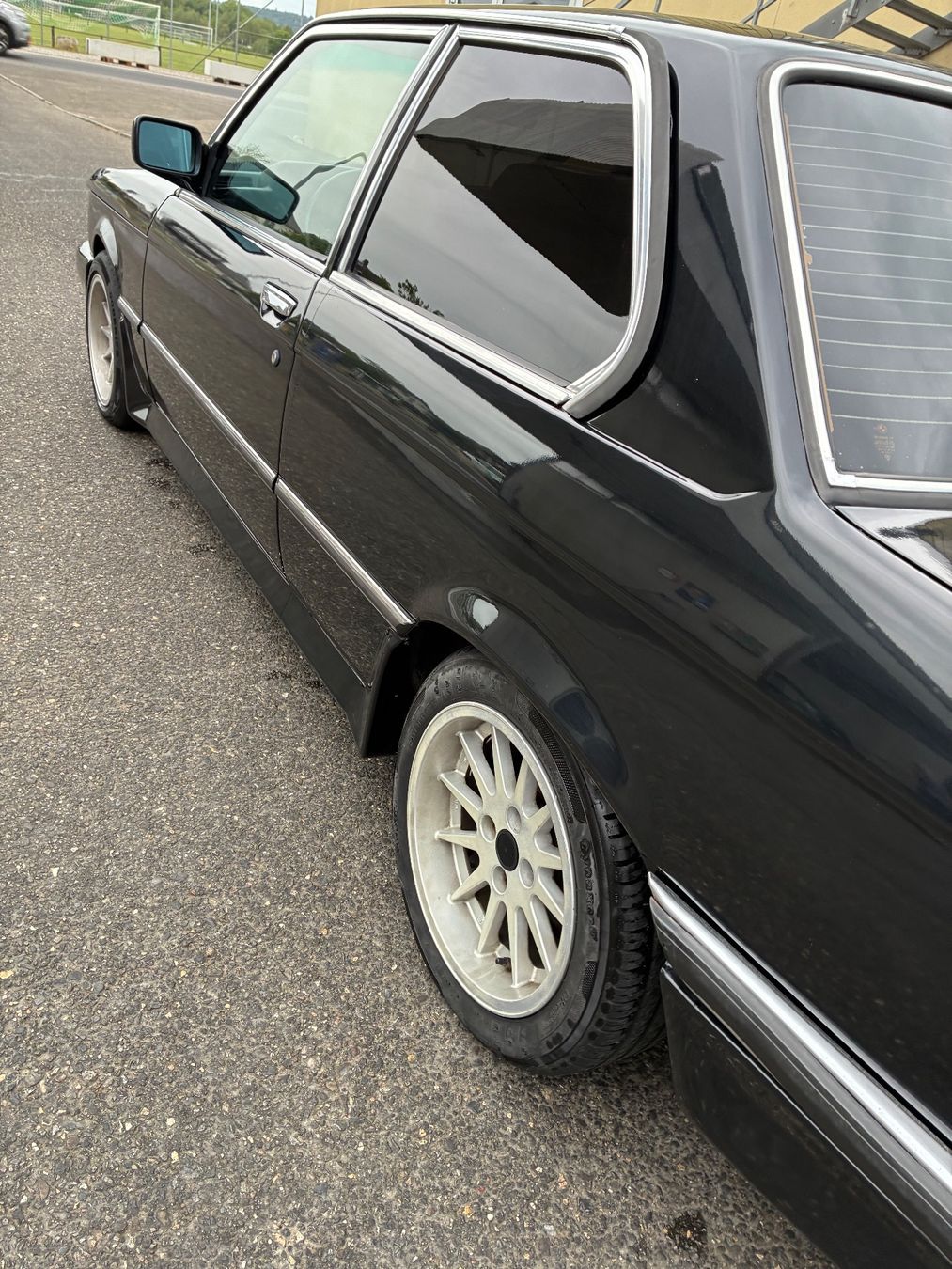 BMW Automobili: E21 323i – Usato da Grenchen venduto da Netii10 8