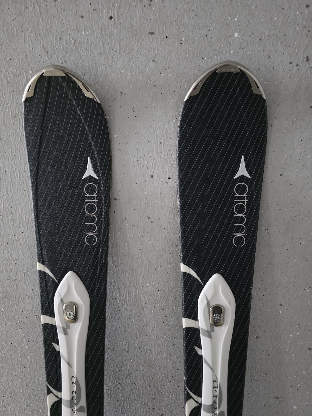 Atomic Skis: 1 Paar Skis. ATOMIC  – Gebraucht aus Lyssach von Nisa