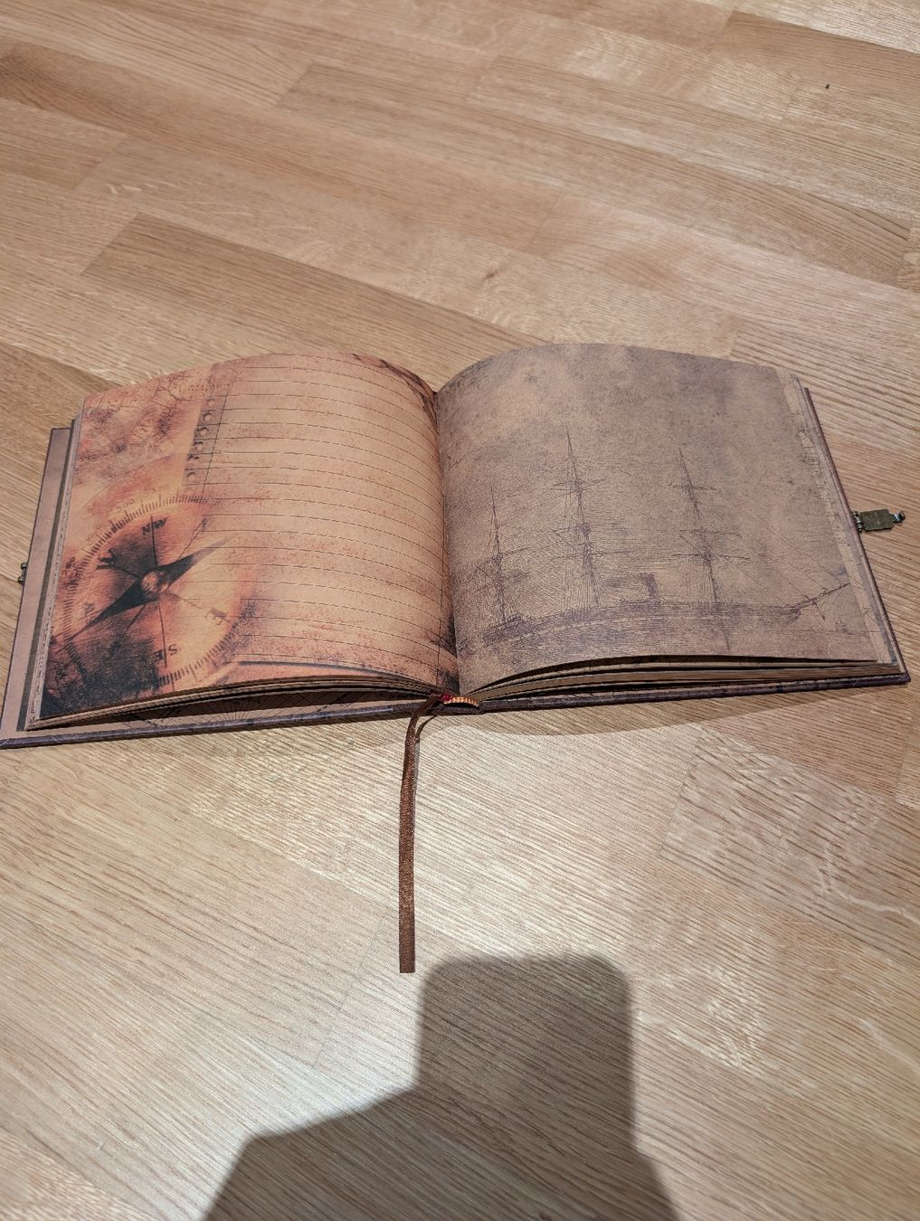 Libri: Reisebuch "Our Adventure Book" mit Verpackung – Nuovo e nell'imballaggio originale da Oberuzwil venduto da fabienne.manser 2