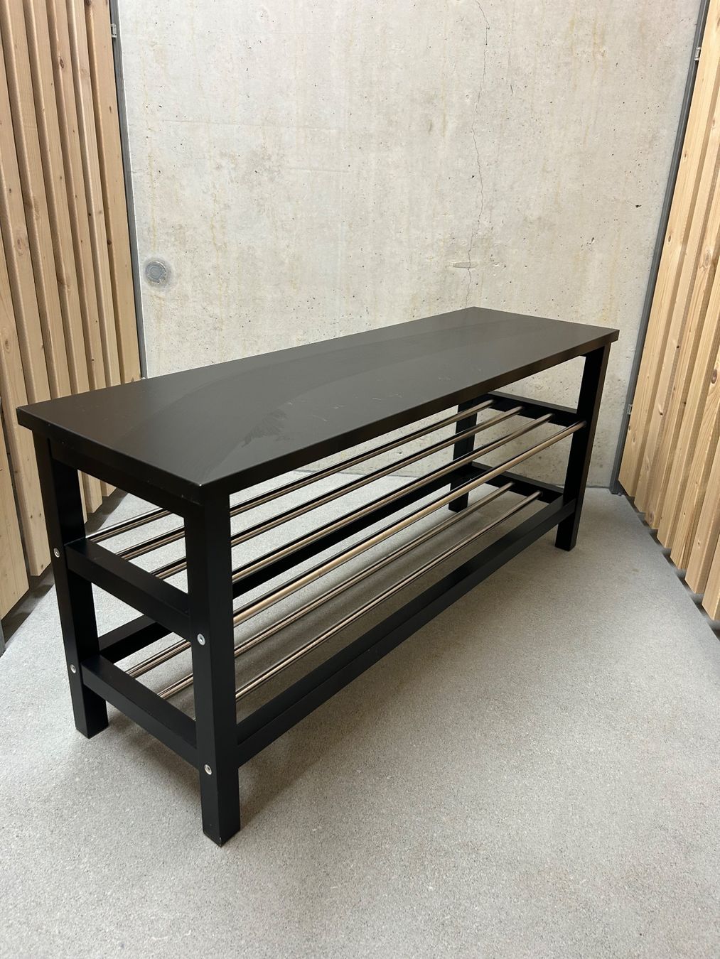 Scaffali: Schuhgestell ab 1.- – Usato da Burgdorf venduto da mau_5lws