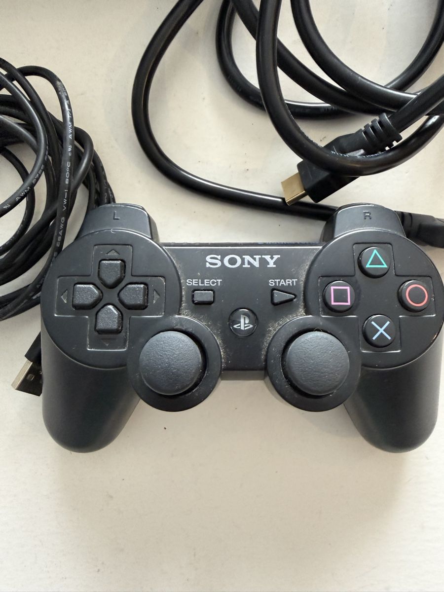 Sony Console: PlayStation 3 + 10 Jeux + Manette – Usato da Genève venduto da sho_67qj 9