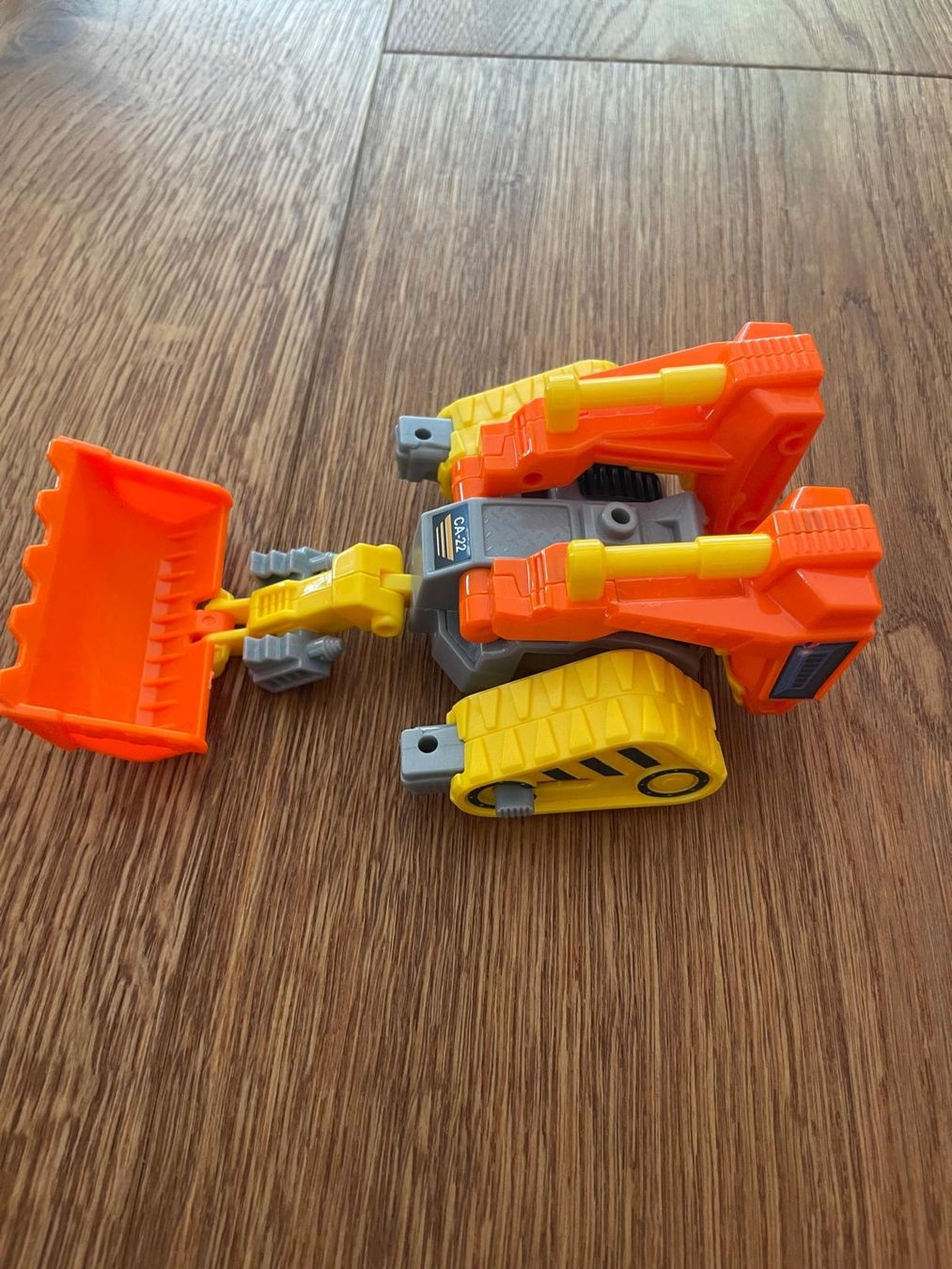 Spielzeuge: Transformable Construction Toy Robot Yellow Orange  – Neu (gemäss Beschreibung) aus Zürich von mar_h988 3