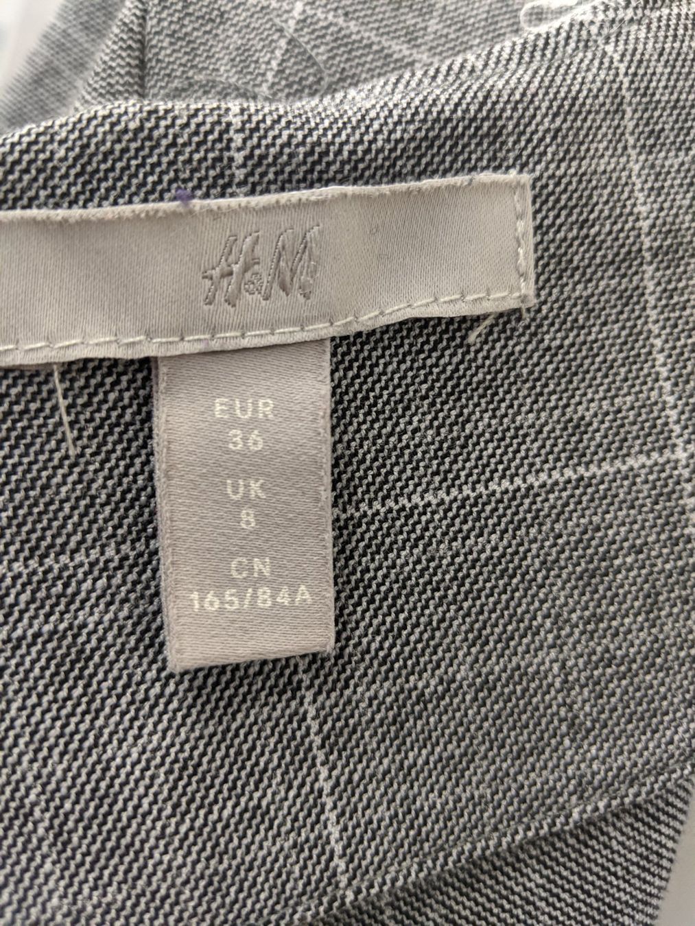 H&M Vestiti: Damen Bürokleid GR 36 – Usato da Langnau am Albis venduto da Judithsebi 5