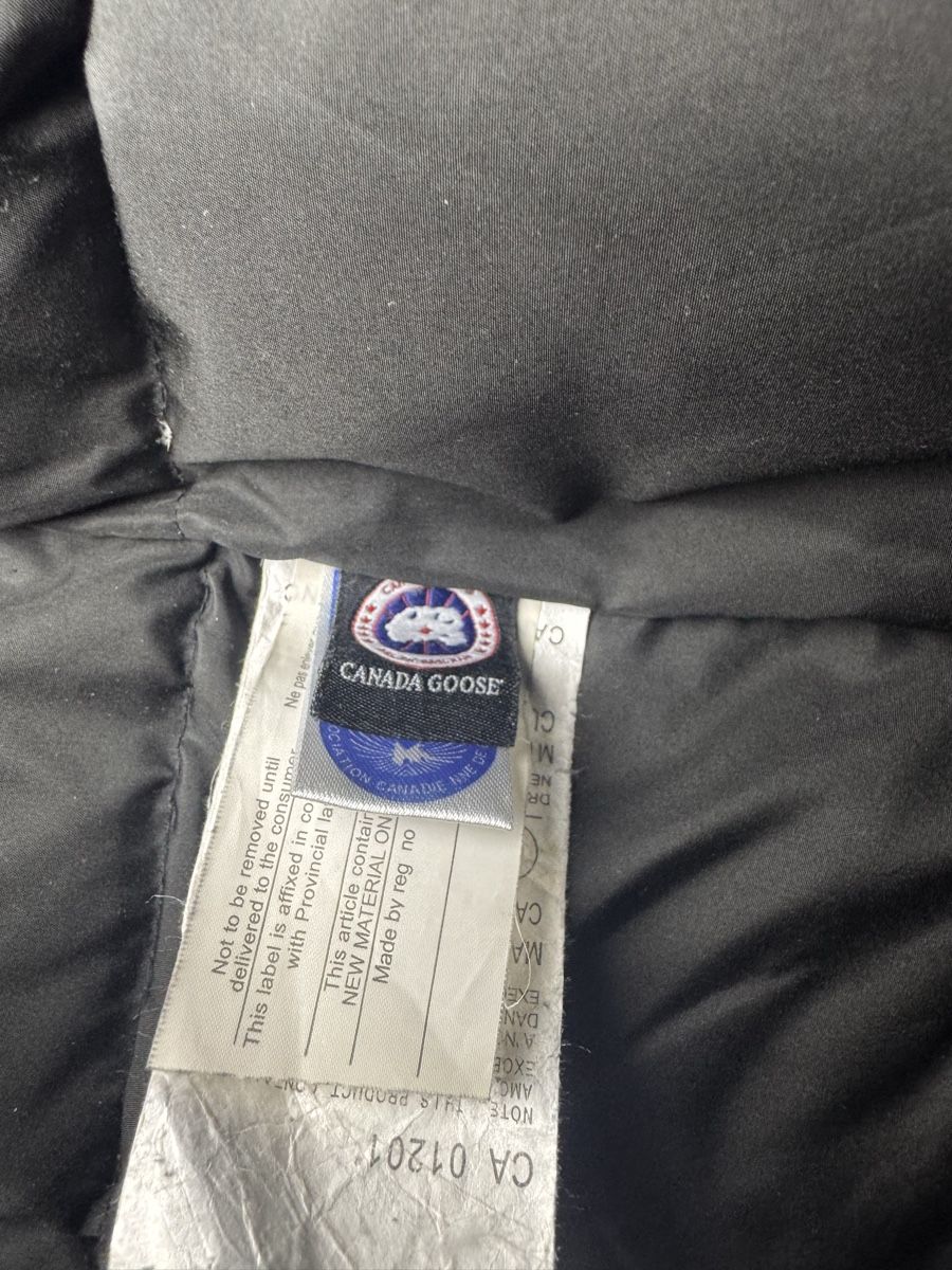Canada Goose Jacken: Original Canada Goose Winterjacke Herren – Gebraucht aus Vionnaz von b_f_d_r_g 5