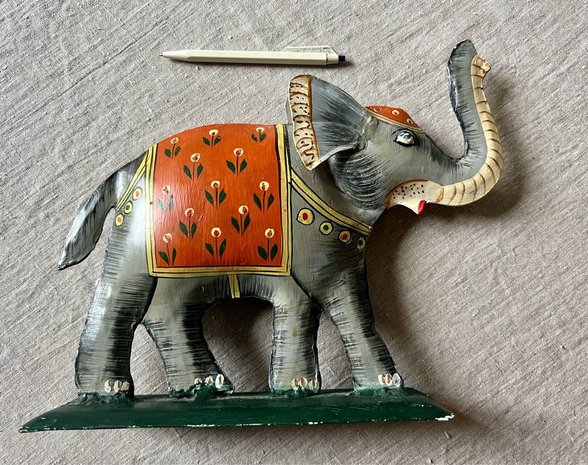 Skulpturen & Statuen: Éléphant décoratif en métal peint main, Inde – Neu (gemäss Beschreibung) aus Genève von DELIRBEADS 8