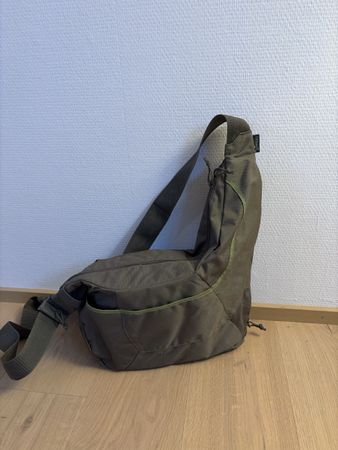 Lowepro Sling Kameratasche Adventure 170, Top Zustand!