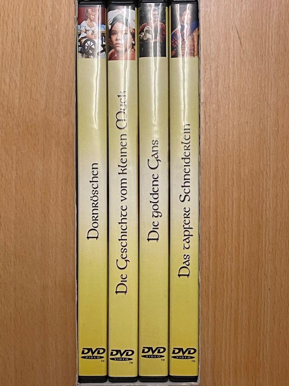 Tutti i DVDs: Die Welt der Märchen (4) – Usato da Rüti ZH venduto da alumedien 2