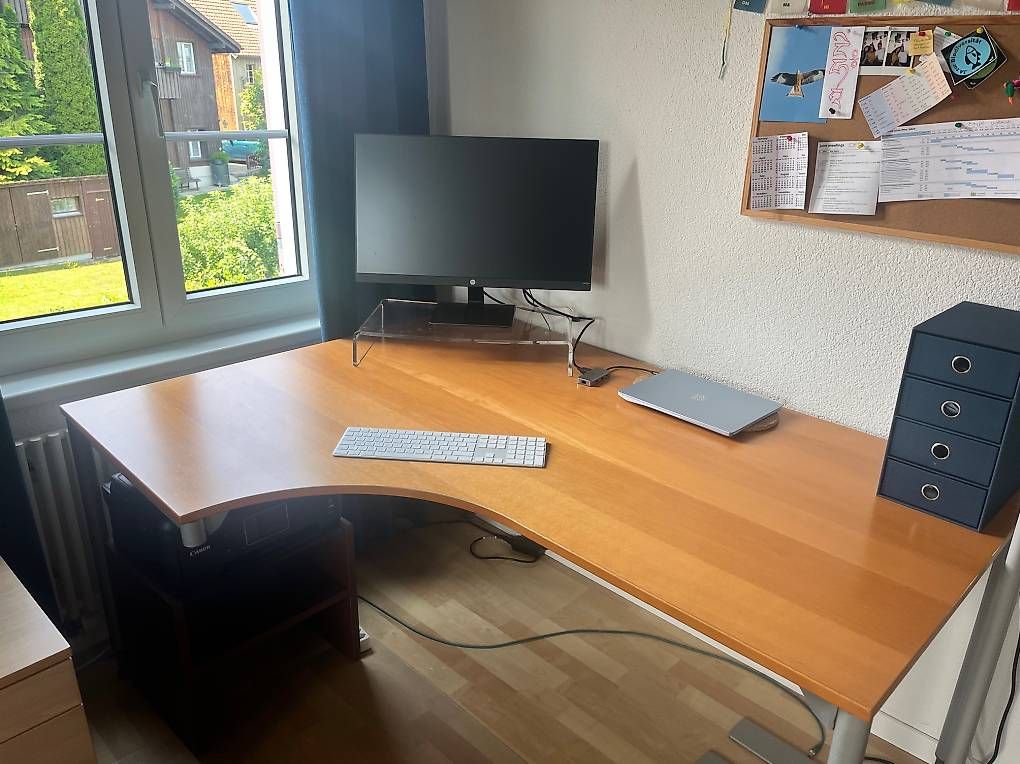 Ikea Schreibtische: Zwei gut erhaltene Schreibtische – Gebraucht aus Uttwil von jaimito2013 3