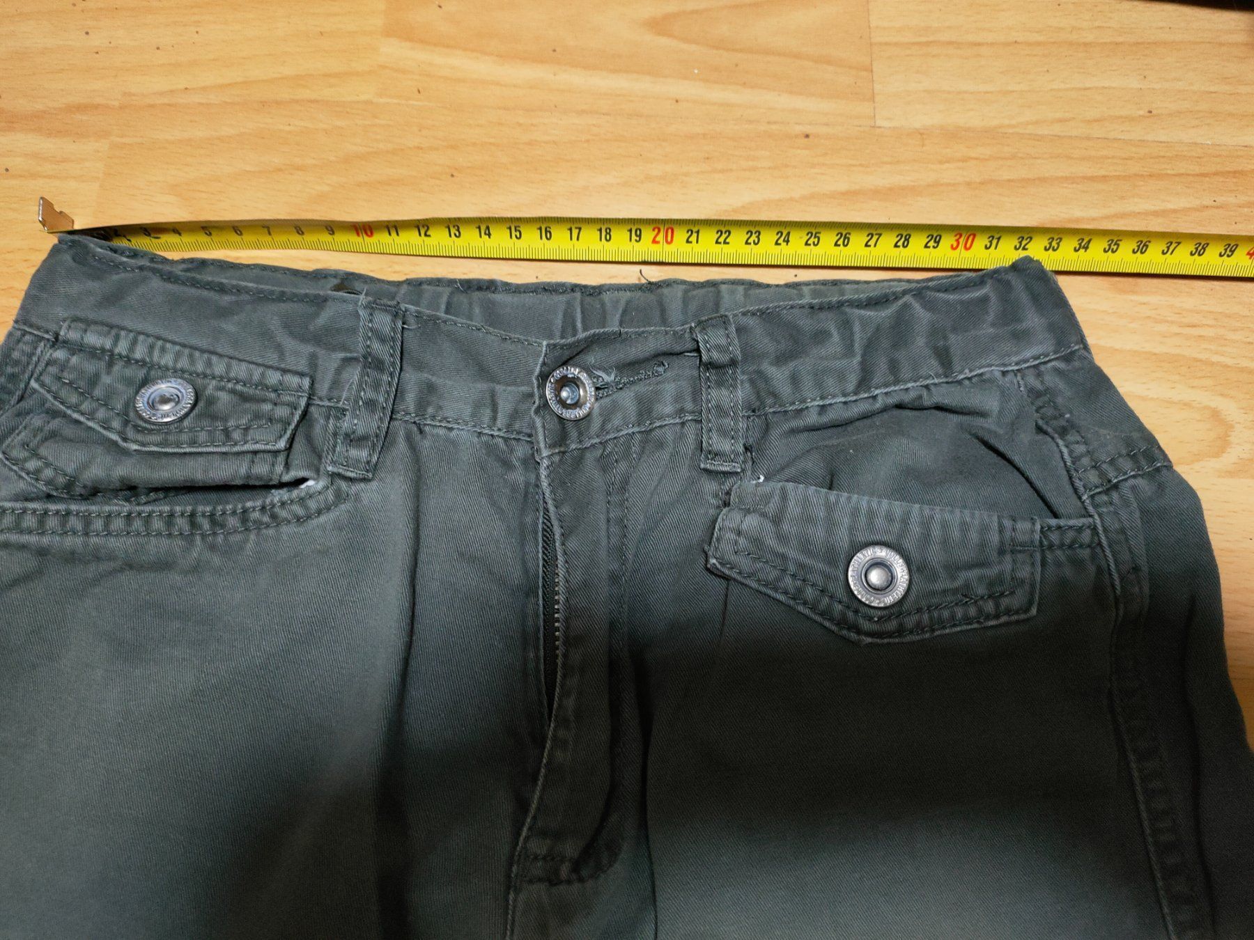 Pantaloni: Hose für Jungs Gr.146 – Usato da Bronschhofen venduto da happynews2018 1