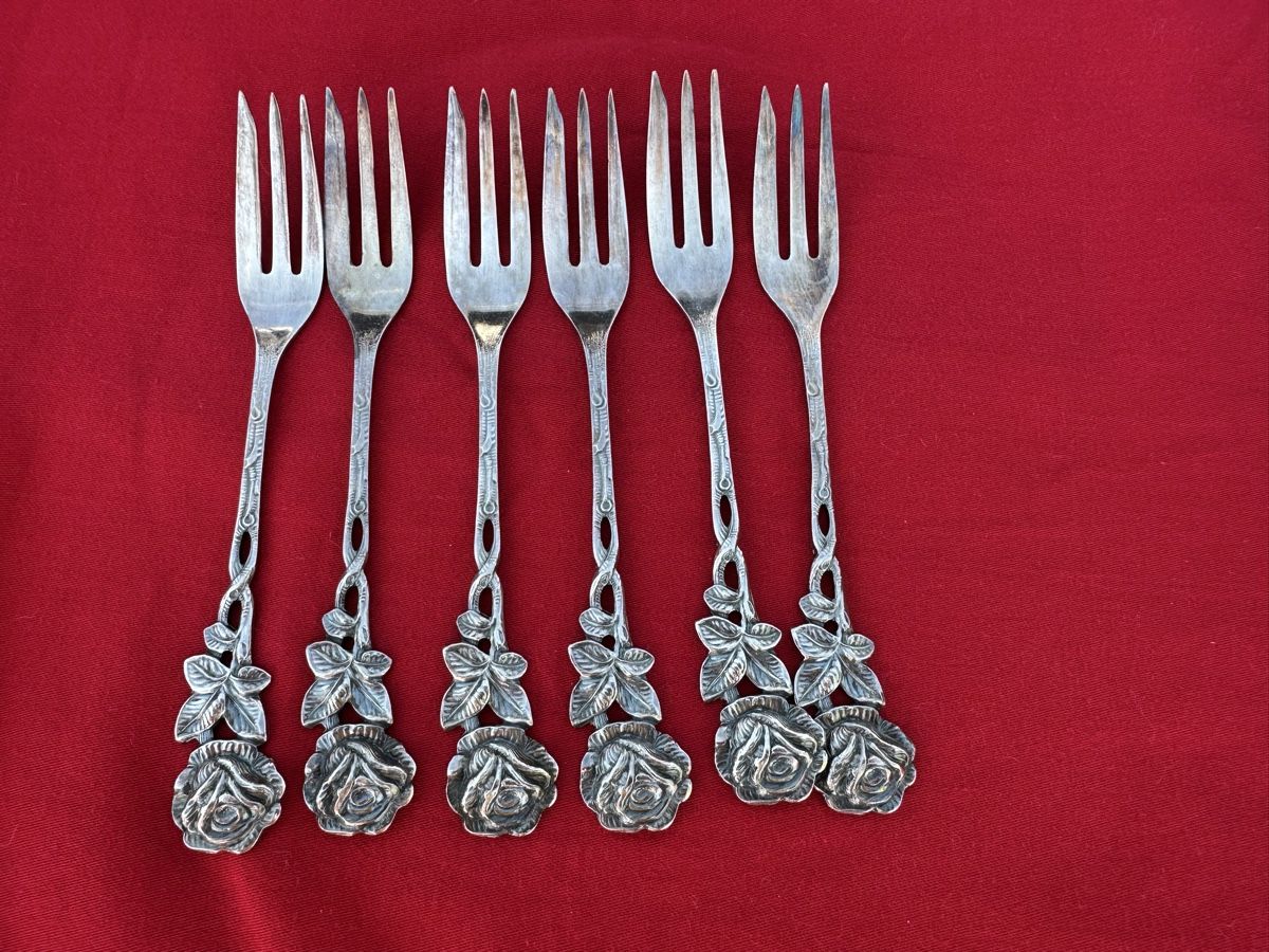 Set di posate: Hildesheimer Rose  – Usato da Neukirch / Egnach venduto da ros_vht6