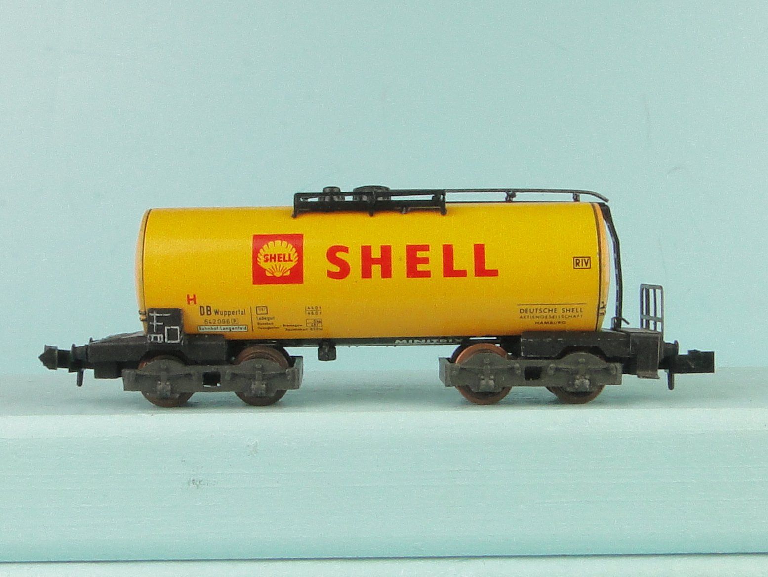 Trix Modellini di ferrovie: Minitrix N Shell Kesselwagen – Usato da Bülach venduto da Albitrain 1