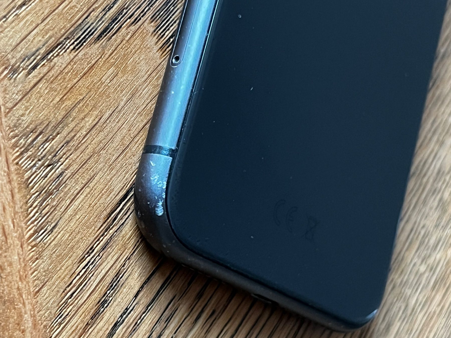 Apple Telefoni cellulari / Smartphones: iPhone 11 schwarz 64GB - Zustand gut – Usato da Zürich venduto da jon_z2d8 4