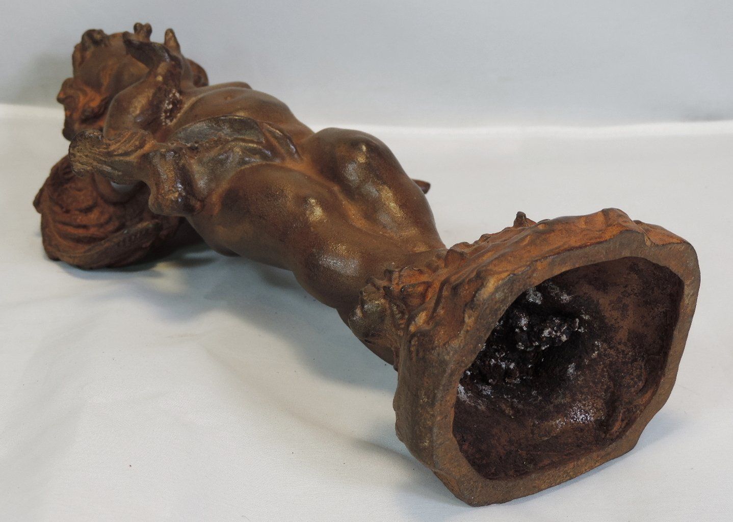 Statuette: Engel aus Gusseisen, Dekofigur – Usato da Duggingen venduto da doogbua 5