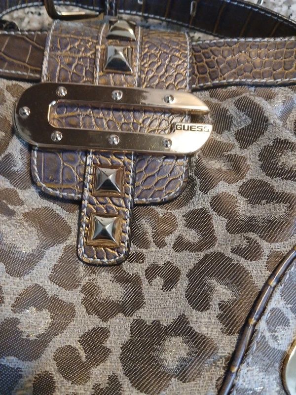 Guess Sacs femmes: Guess Y2K Leo Tasche – Neuf (Voir description) à St. Gallen par mic_6zq2 1
