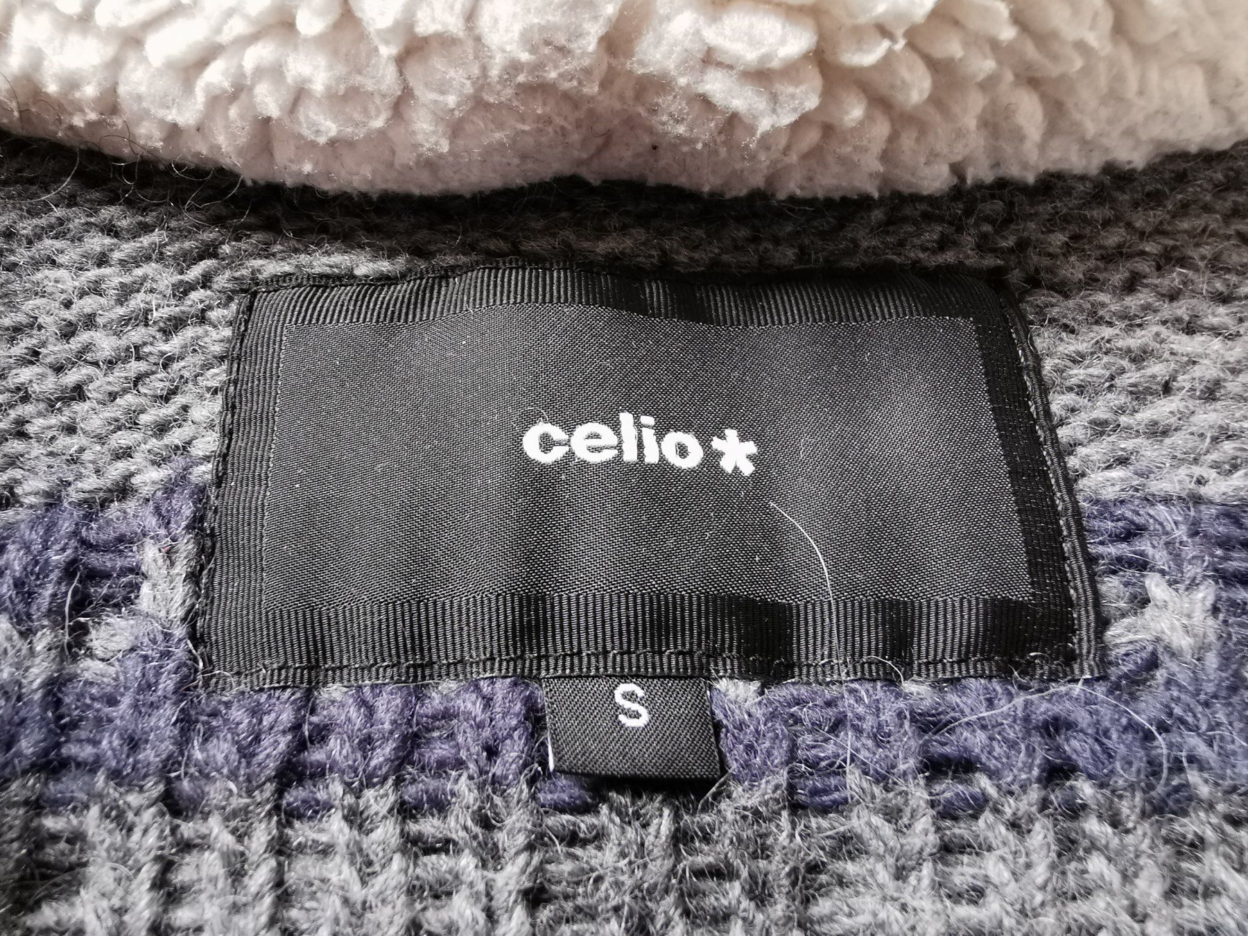 Vestes: warme Strickjacke Celio Gr. S – D'occasion à Stäfa par flamingo_17 6
