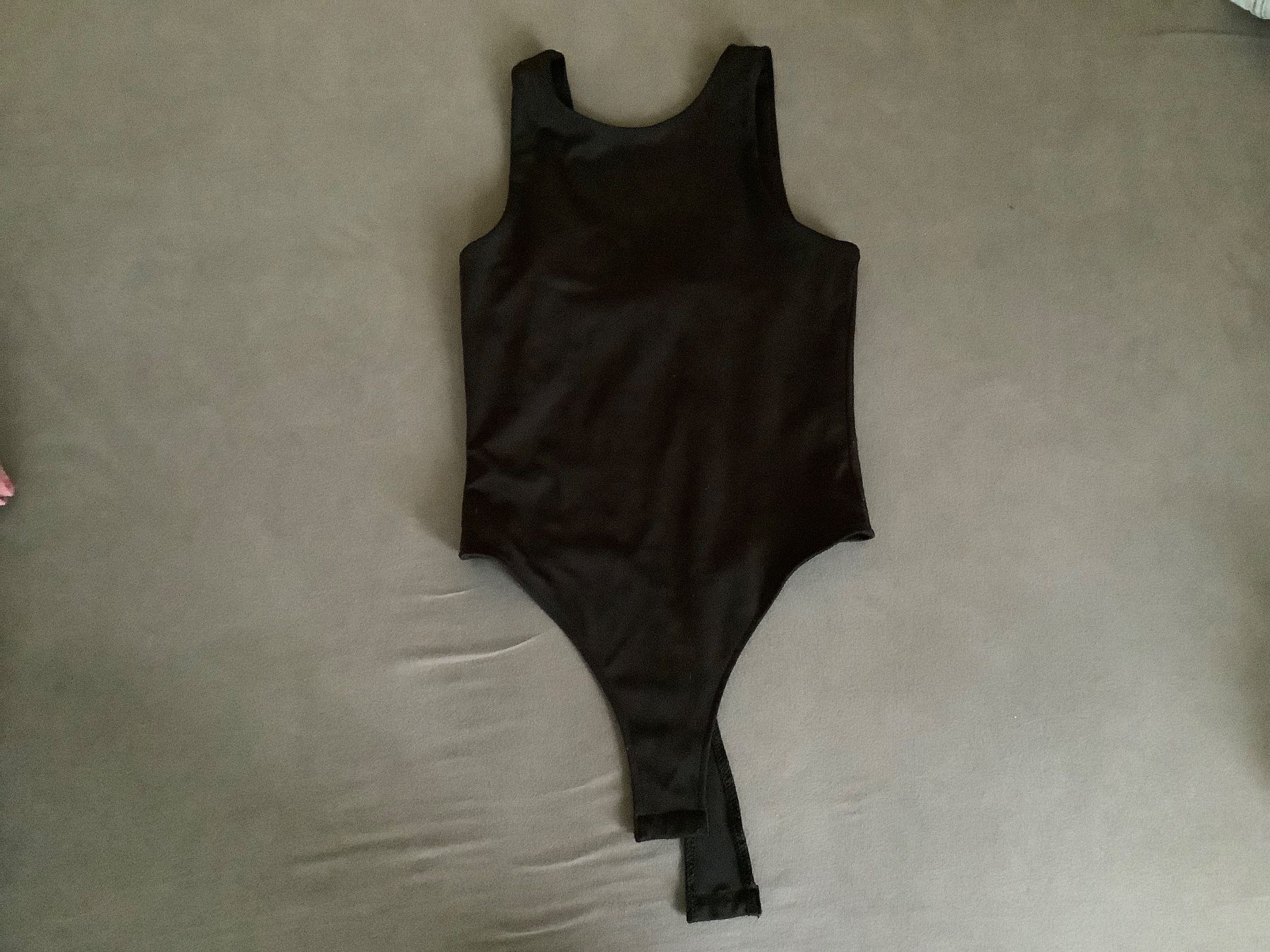 Hollister Lotti di vestiti: Kleiderpaket – Usato da Uznach venduto da manulas 1