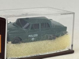 GB2- Brekina Mercedes 220 Polizei mit Elektronik