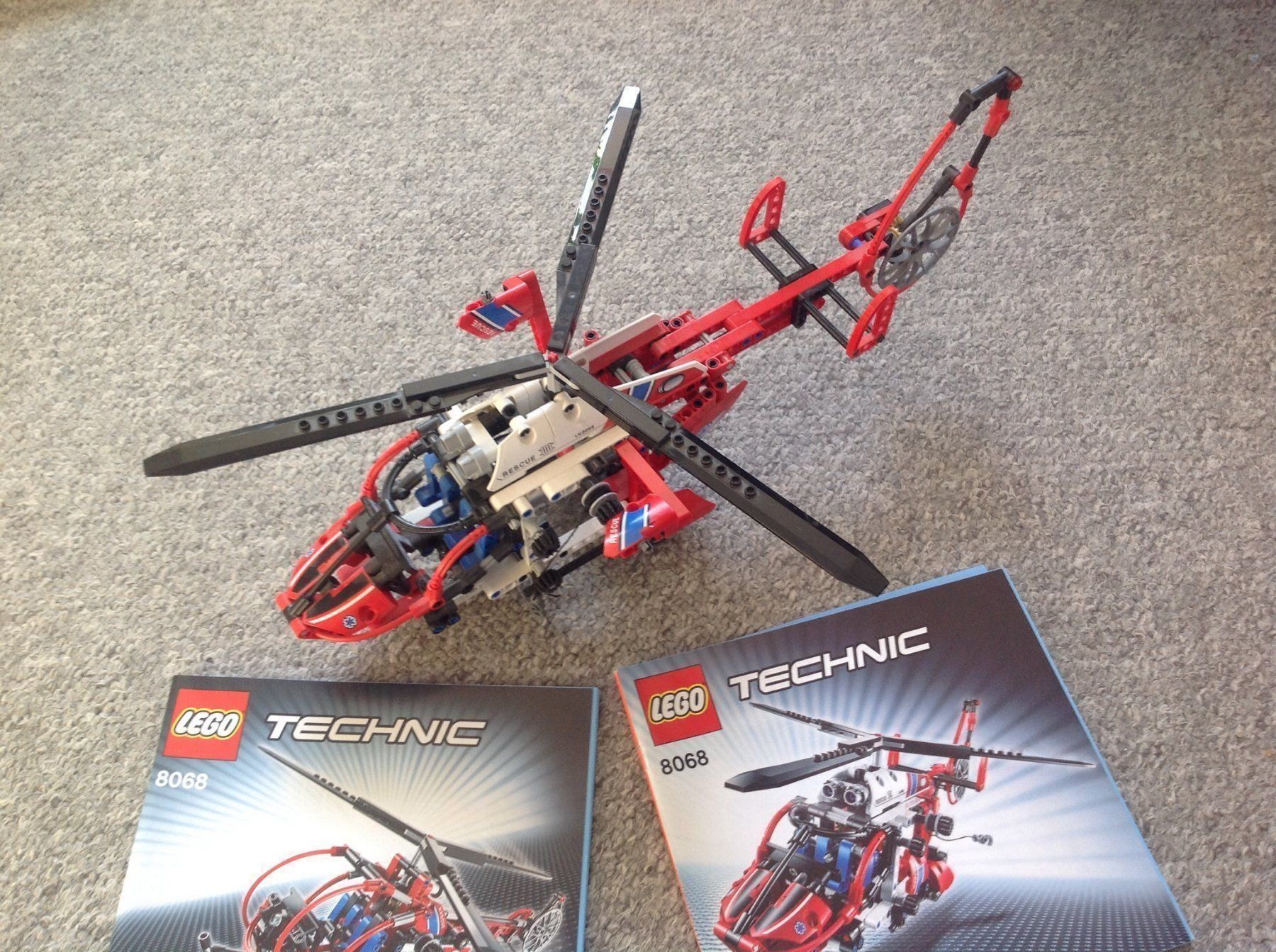 Lego Kit di costruzioni: Lego Technic 8068 Rettungshubschrauber – Nuovo (secondo la descrizione) da Bremgarten b. Bern venduto da simonhuber74