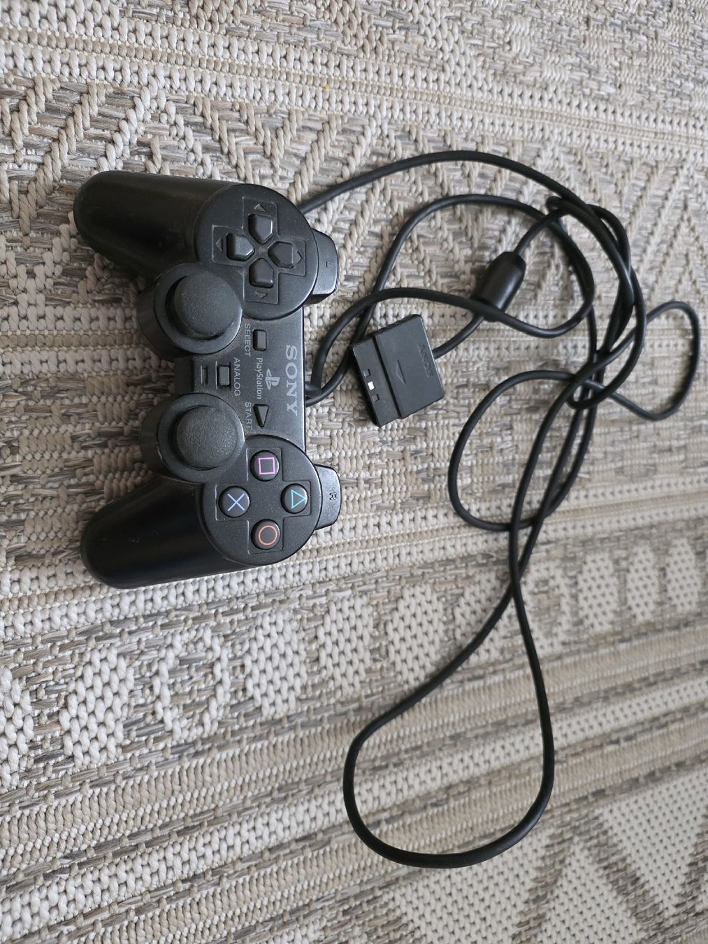 Manettes: Sony PlayStation 2 Controller schwarz  – D'occasion à Dorf par Echo_Elements 1