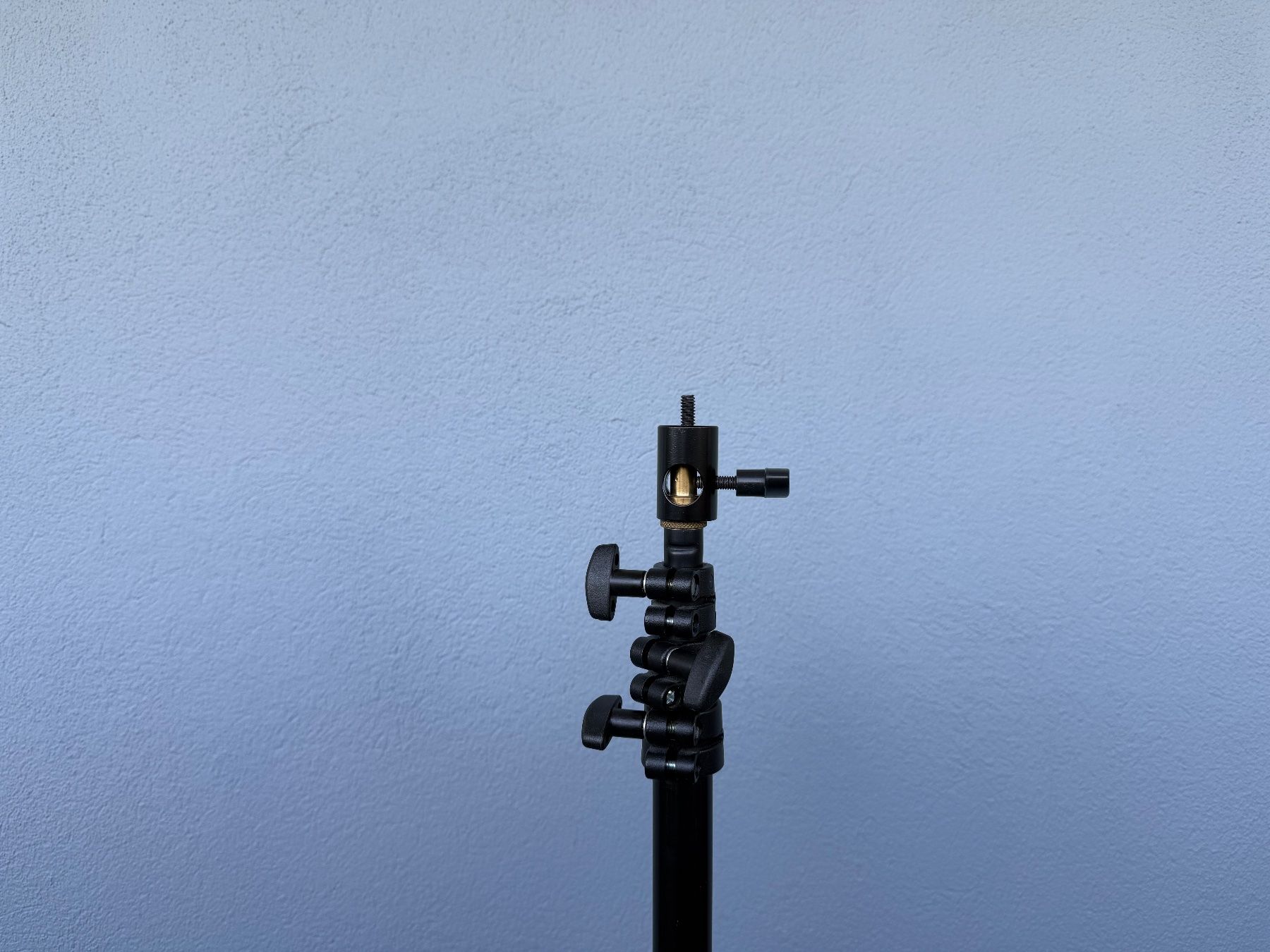 Manfrotto Altro in Decorazioni & Accessori: Manfrotto Stativ 051NB - PC08 + Adapter – Usato da Solothurn venduto da omtara 1